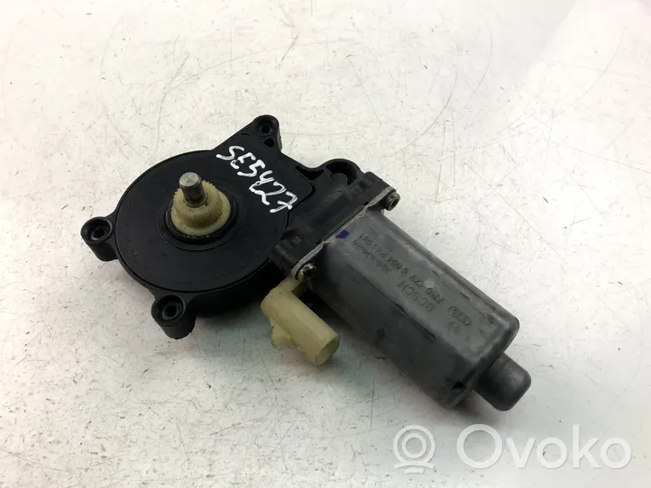 Chrysler 300 - 300C Moteur de lève-vitre de porte avant 992734101