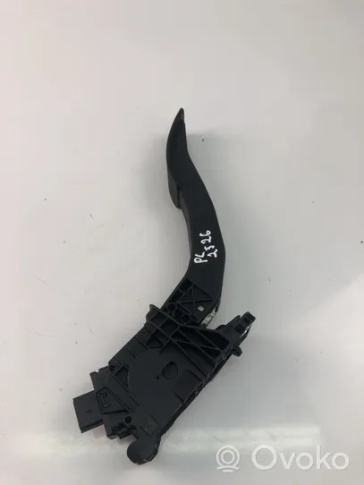 Volvo XC40 Supporto del pedale dell’acceleratore 32212363