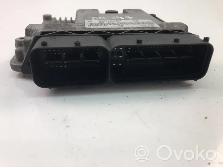 Chevrolet Captiva Unité de commande, module ECU de moteur 96813187