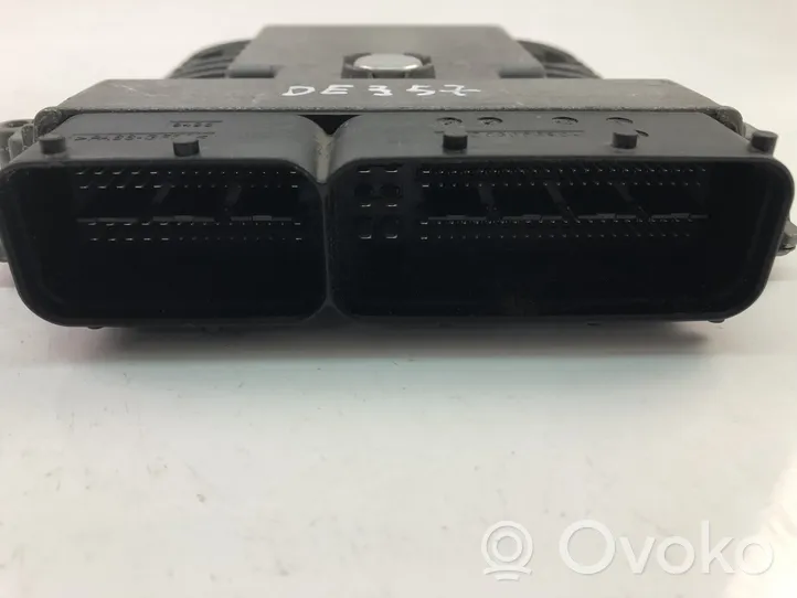 Seat Toledo IV (NH) Unité de commande, module ECU de moteur 03F906070HB