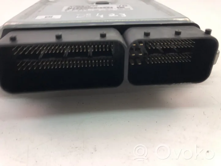 Volvo V60 Centralina/modulo motore ECU 31336983