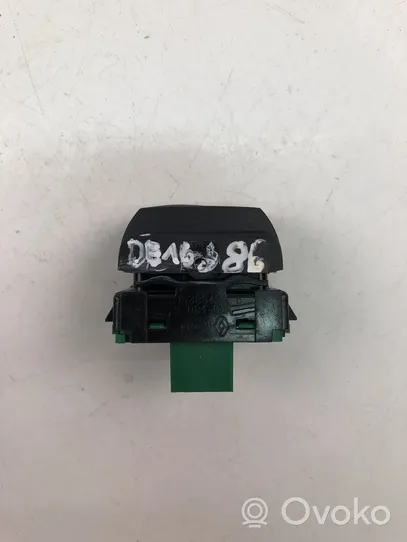 Dacia Duster Inne przełączniki i przyciski 251538545R
