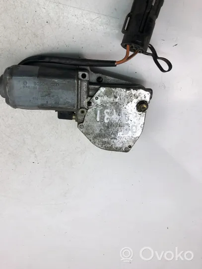 Porsche 911 996 Motorino alzacristalli della portiera anteriore 0130821017