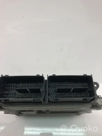 Volvo V40 Centralina/modulo motore ECU 31452623