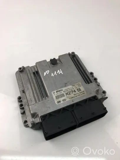 KIA Carens III Unité de commande, module ECU de moteur 391712A545