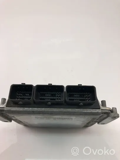 Renault Trafic II (X83) Centralina/modulo motore ECU 8200051609