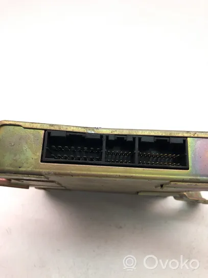 Nissan Primera Komputer / Sterownik ECU silnika 2260461J02