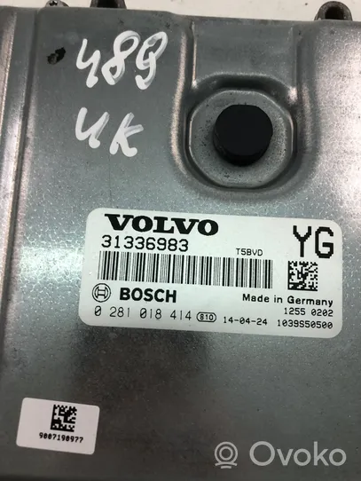 Volvo S60 Komputer / Sterownik ECU silnika 31336983