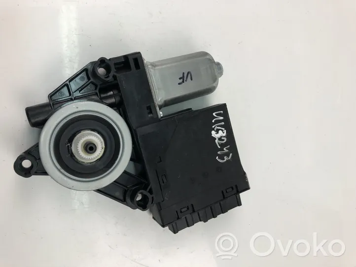 Volvo V40 Moteur de lève-vitre de porte avant 966268103