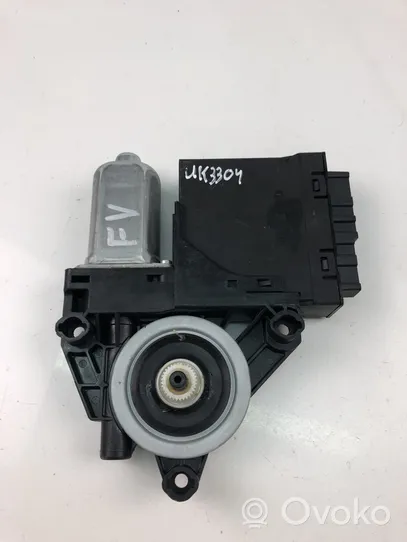 Volvo V40 Motorino alzacristalli della portiera anteriore 966268103