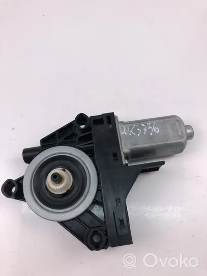 Volvo V40 Moteur de lève-vitre de porte avant 966268103