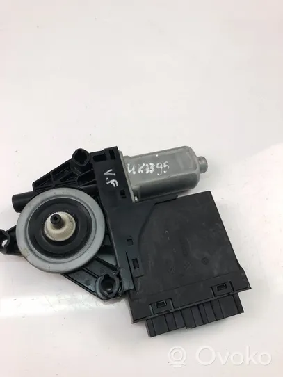 Volvo V40 Moteur de lève-vitre de porte avant 966268103