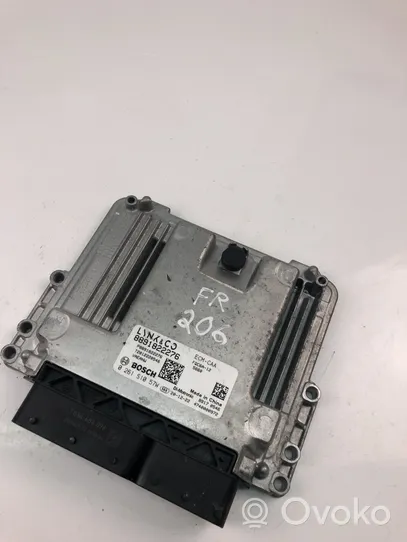 Volvo S90, V90 Komputer / Sterownik ECU silnika 8891822276