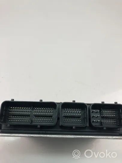 Volvo XC60 Centralina/modulo motore ECU 32313937