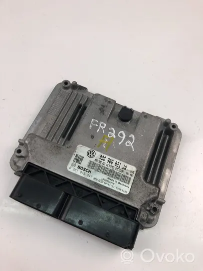 Volkswagen Caddy Unité de commande, module ECU de moteur 03G906021JA