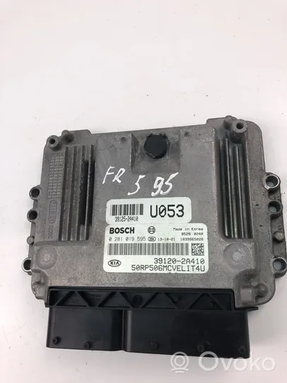 KIA Carens III Блок управления двигателем ECU 391202A410