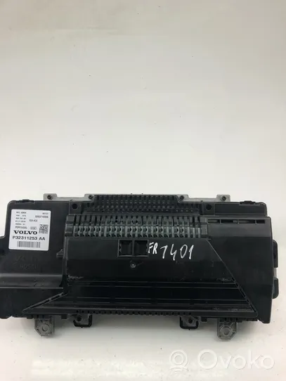 Volvo S60 Tachimetro (quadro strumenti) P32311253AA