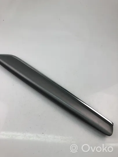 Volvo S90, V90 Rivestimento modanatura del vetro della portiera anteriore 31699325