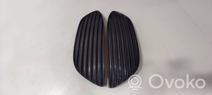 Mercedes-Benz C W205 Kratka dolna zderzaka przedniego A2058851523