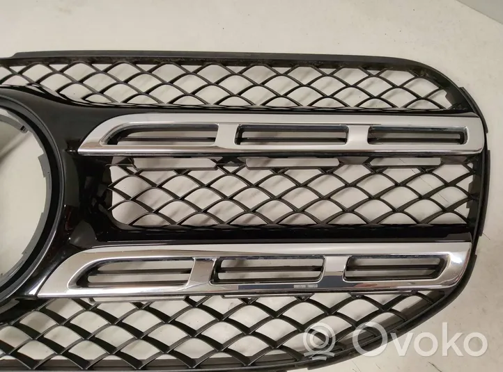 Mercedes-Benz GLS X167 Front bumper upper radiator grill A1678881100