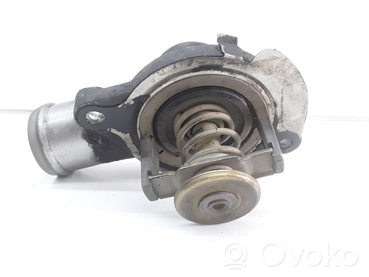 Volkswagen Transporter - Caravelle T5 Boîtier de thermostat / thermostat 070121114