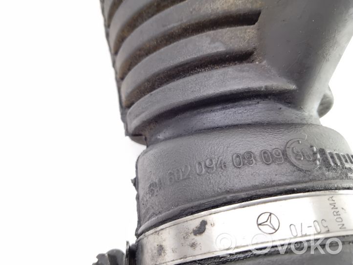 Mercedes-Benz E W210 Tube d'admission d'air A6020940909