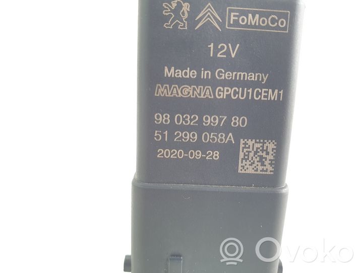 Peugeot 5008 II Przekaźnik / Modul układu ogrzewania wstępnego 9803299780