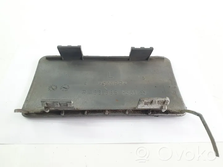 Mercedes-Benz ML W163 Tapa para gancho de arrastre parachoques trasero 163885381