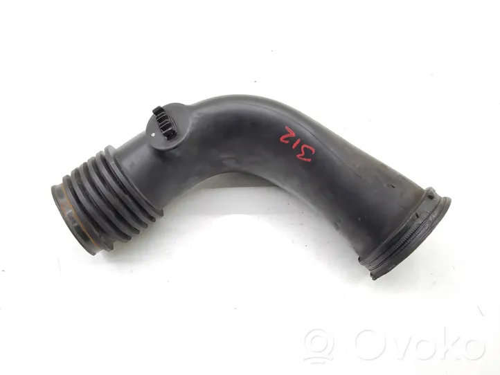 BMW X5 E70 Turbo air intake inlet pipe/hose 7798338