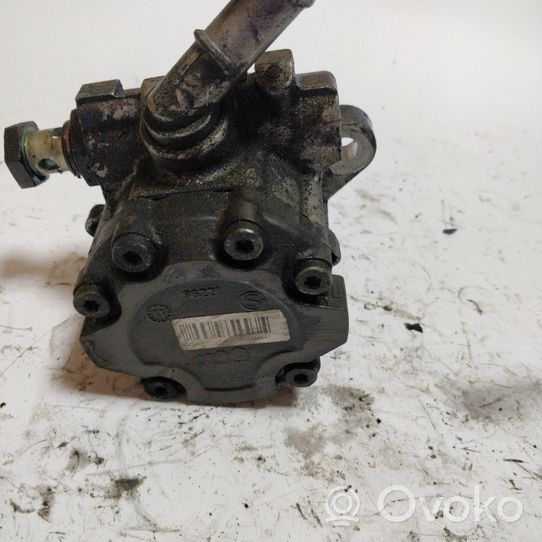 Iveco Daily 35 - 40.10 Power steering pump 7693955604