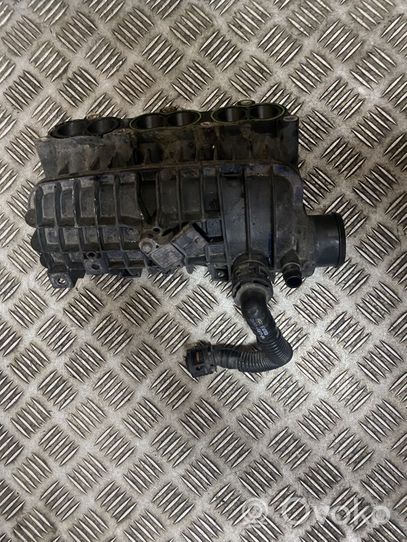 Ford C-MAX II Intake manifold 1047092S01