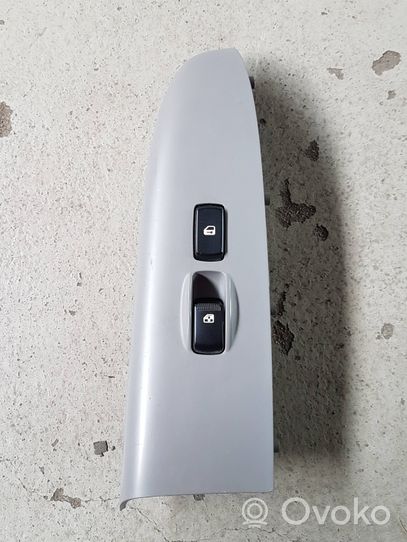 KIA Carnival Quarter vent window switch C5C50002