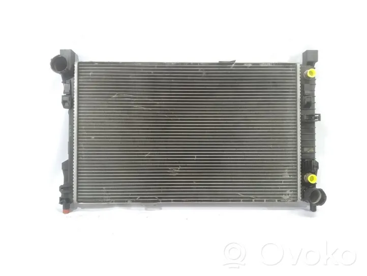 Mercedes-Benz CLK A209 C209 Radiatore di raffreddamento A2035003403