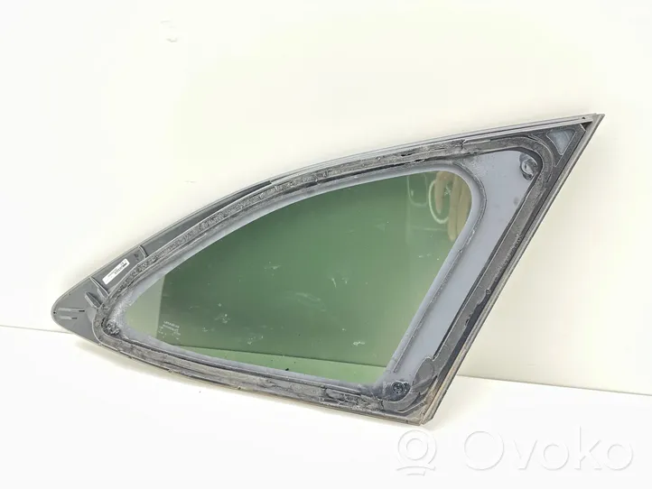 Subaru Outback (BT) Fenêtre latérale avant / vitre triangulaire 072421314