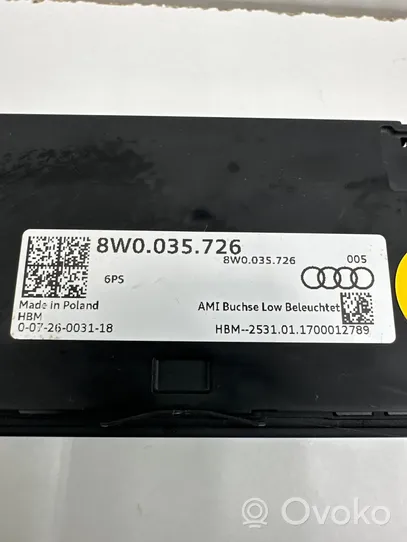 Audi A5 Gniazdo / Złącze AUX 8W0035726