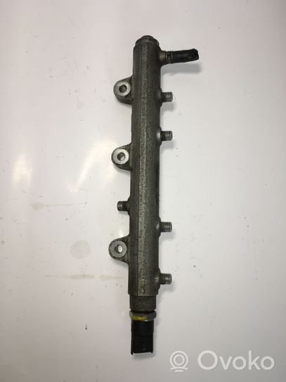 Ford Ranger Kraftstoffverteiler Einspritzleiste Verteilerrohr 0445214076