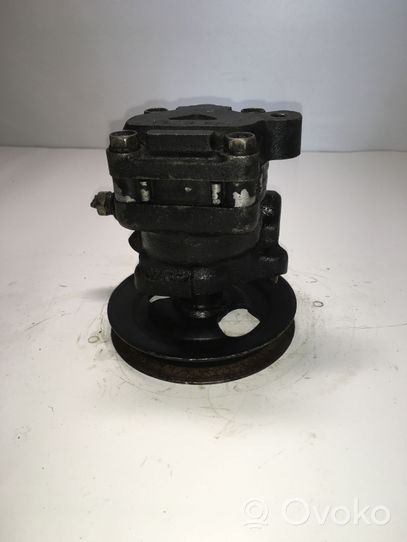 Mitsubishi Pajero Ohjaustehostimen pumppu 4408964