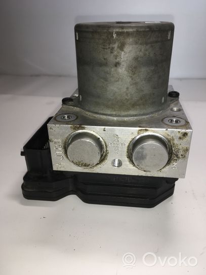 Hyundai Santa Fe ABS Pump 589202W980