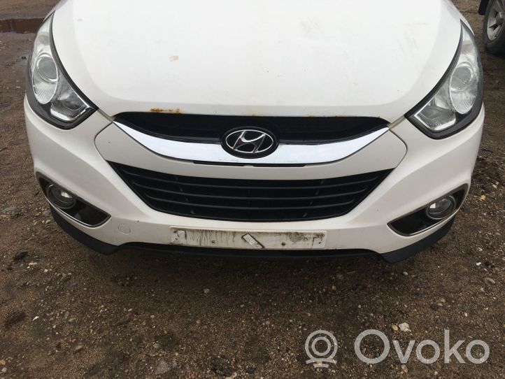 Hyundai ix35 Stoßstange Stoßfänger vorne 865112Y000