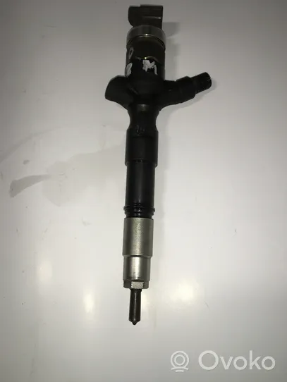 Toyota Hilux (AN10, AN20, AN30) Injecteur de carburant 2367030140