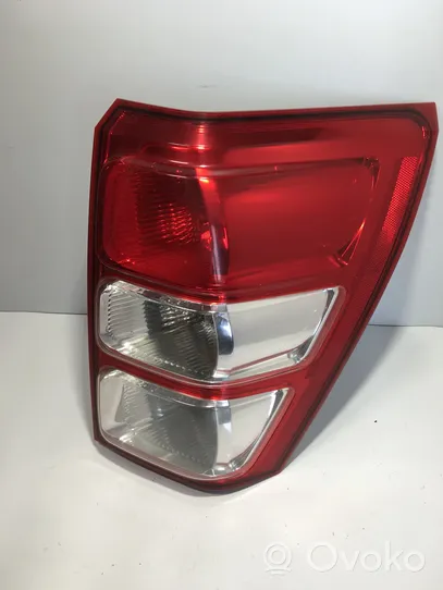 Suzuki Grand Vitara II Luci posteriori 22059079