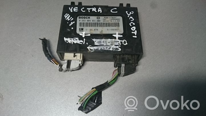 Opel Vectra C Centralina/modulo sensori di parcheggio PDC 13181070