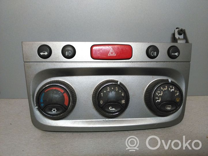 Alfa Romeo 147 Panel klimatyzacji 07352944610