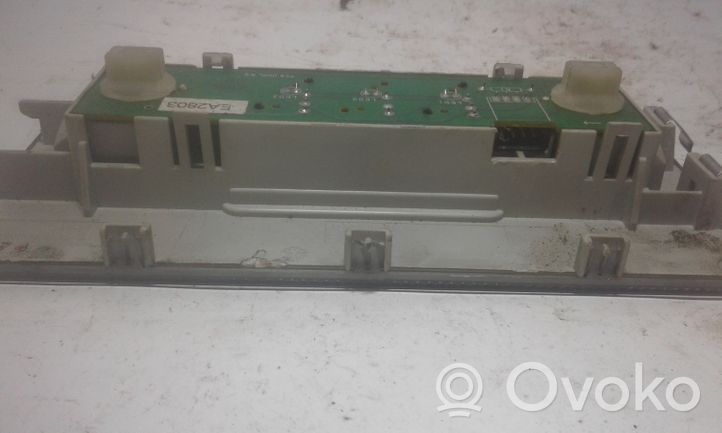 Opel Signum Lampka podsufitki tylna 273893313