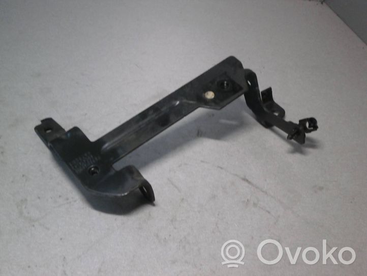 Opel Astra H Inne części komory silnika 55195664