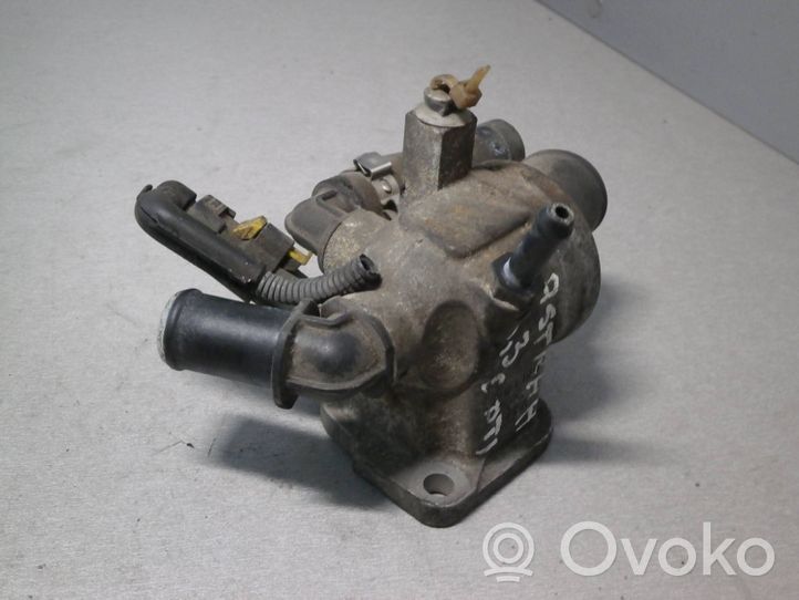 Opel Astra H Termostat / Obudowa termostatu 55194271