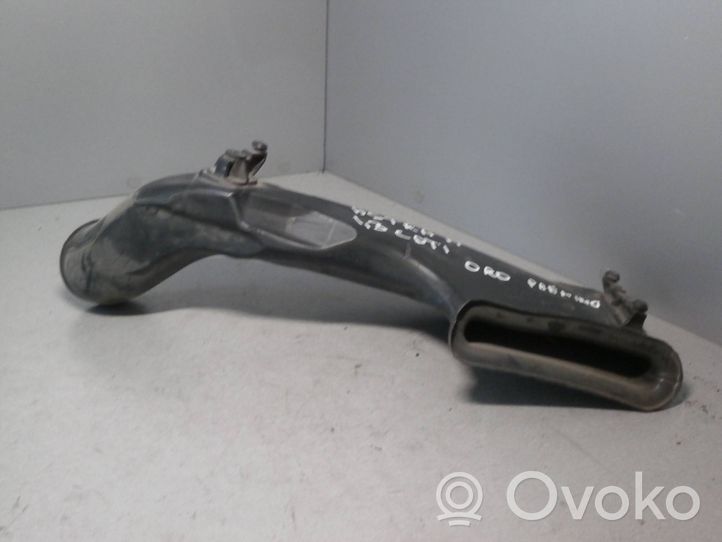 Opel Astra H Część rury dolotu powietrza 55351756