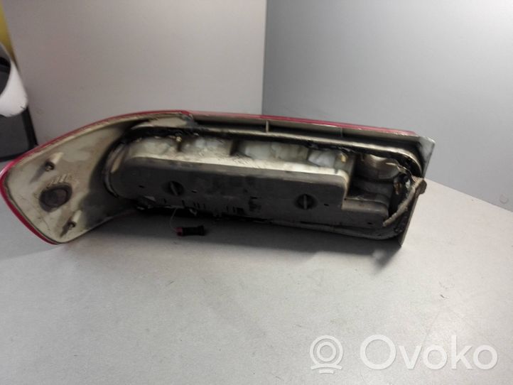 Audi 80 90 B3 Lampa tylna 29610203