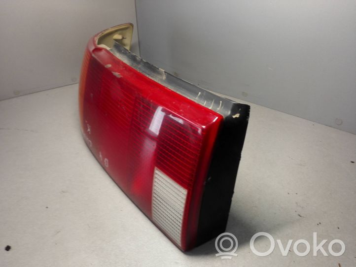 Audi 80 90 B3 Lampa tylna 895945096B