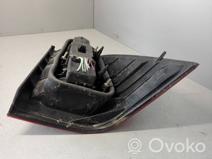 Mercedes-Benz C W202 Lampa tylna 2028202764